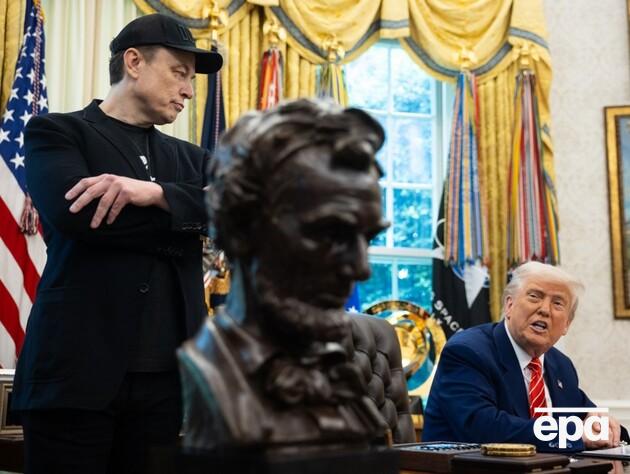 У РФ заявили, що можуть надати політичний притулок Маску після його сварки із Трампом