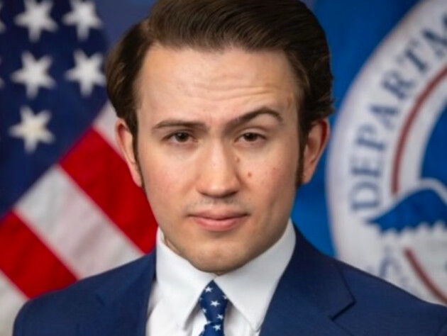 Белый дом взял руководить борьбой с терроризмом 22-летнего бывшего садовника