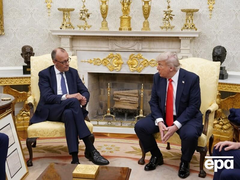 Трамп розповів Мерцу, чи мають намір США вийти з НАТО