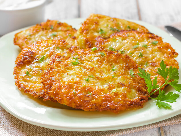 Додайте це в тісто – і деруни будуть набагато смачнішими й соковитішими. Новий варіант класичного рецепта