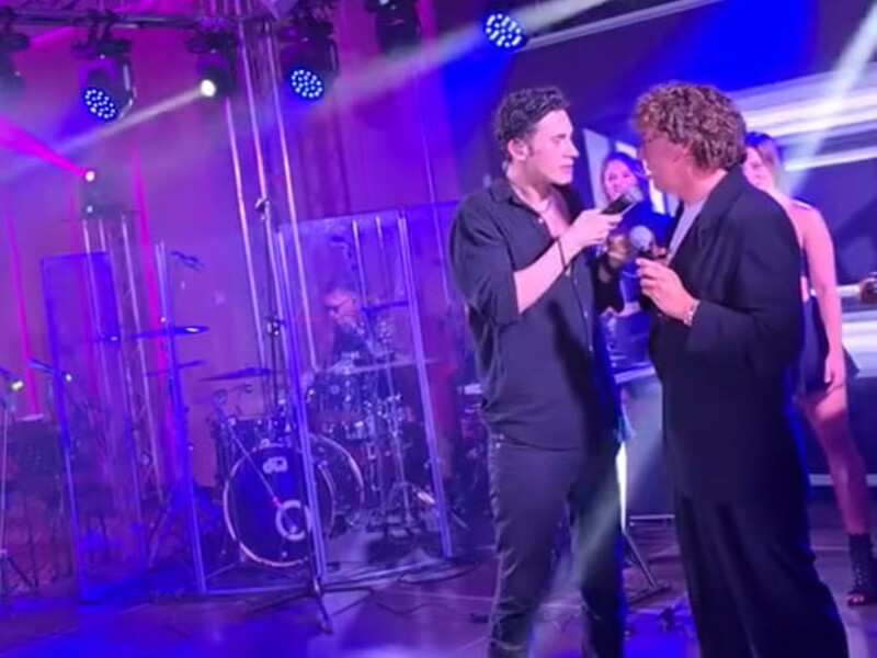 Дан Балан эффектно зажег танцпол неожиданным дуэтом с Галкиным. Хит, который они спели, знают все. Видео