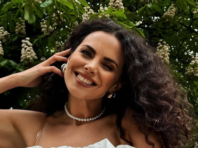 Худеющая Каменских показала свой невероятно плоский живот