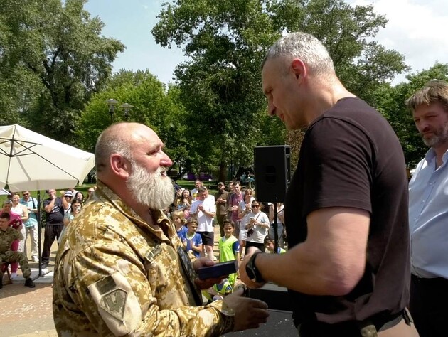 Кличко вручив ветеранам відзнаки під час заходу 