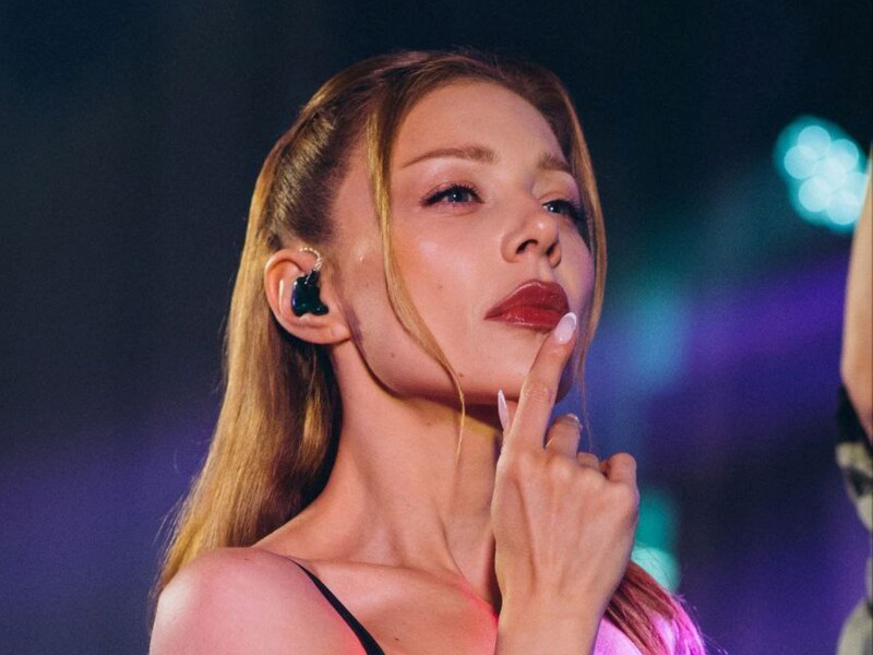 40-летняя Тина Кароль показала, как выглядела в молодости. Архивные кадры из нулевых взорвали сеть