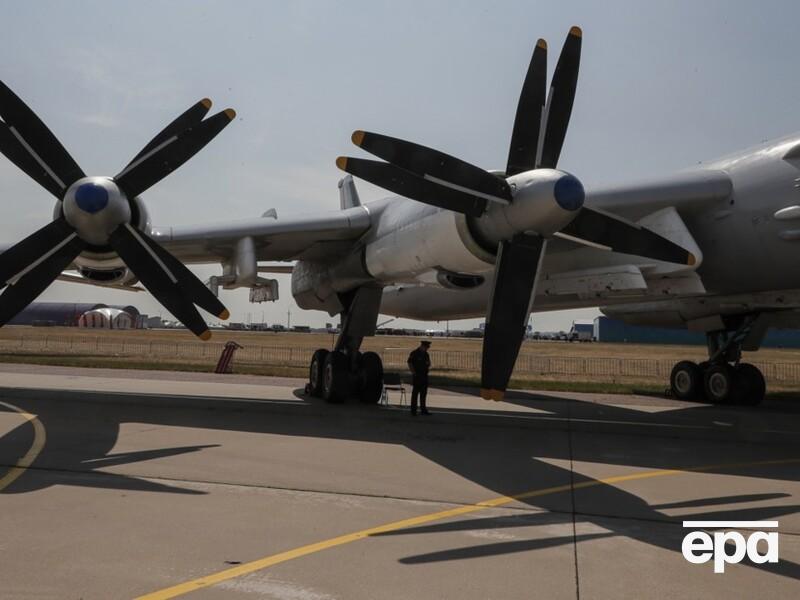 Россия, вероятно, строит укрытия на своих аэродромах после дронового удара СБУ – OSINT-аналитик