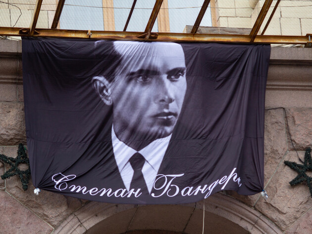 Ось такий вигляд зараз має могила Бандери, яку неодноразово нівечили. Свіжі фото