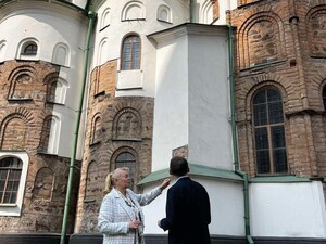 Обстрелом РФ повреждена София Киевская. Фото