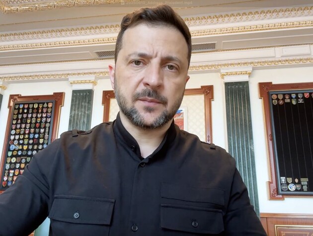 Зеленский о россиянах: Бесноватые с Shahed и красной кнопкой