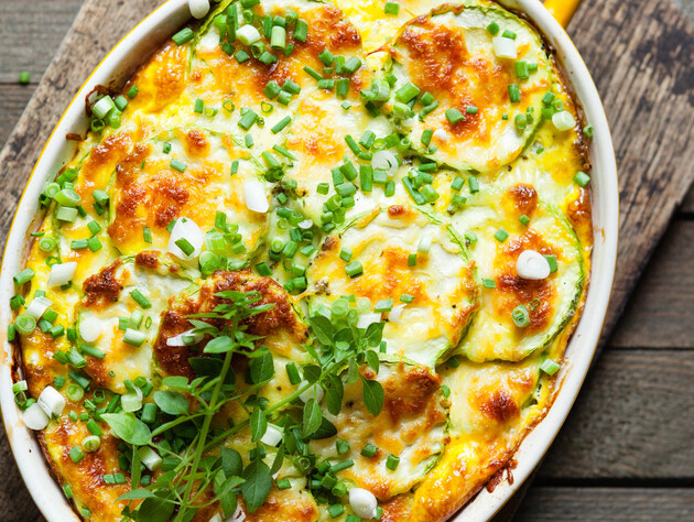 Добавьте к кабачкам это – и будет запеканка с аппетитной корочкой. Быстрый рецепт