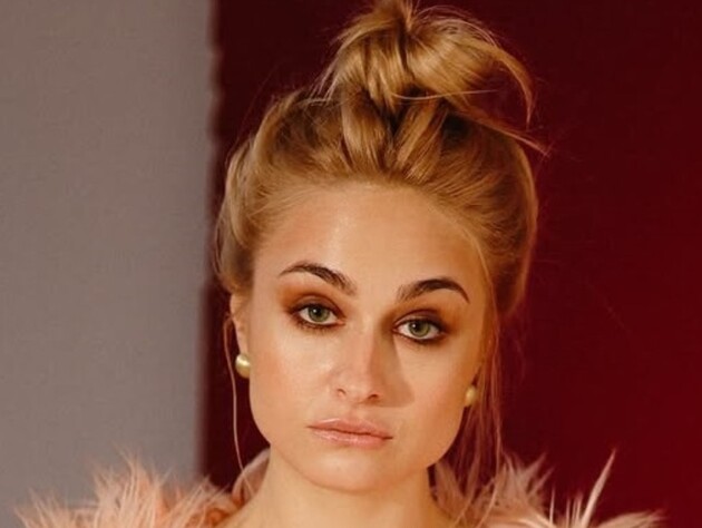 Цимбалару, которая хвастается похудением, год назад весила меньше. Фото тогда и сейчас