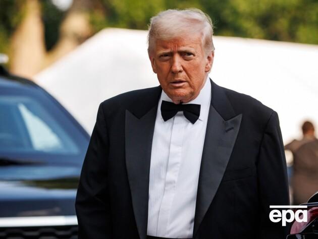 Побоювання через недоумство Трампа посилилися. ЗМІ пишуть, що у президента США нетримання сечі й він носить катетер