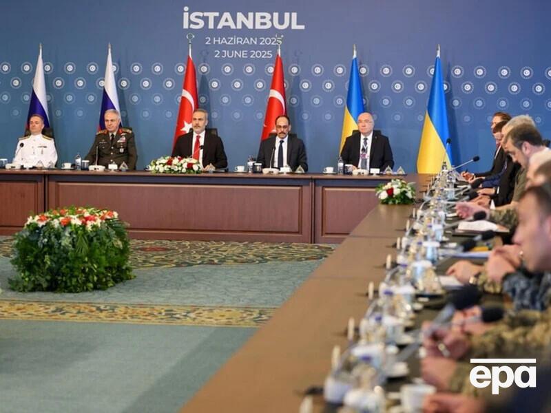 Переговори України з РФ зайшли у глухий кут, доля війни вирішиться на полі бою – WSJ