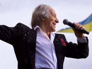 80-летний Зинкевич зажег на сцене во Львове, очаровав живым исполнением своих легендарных хитов. Видео