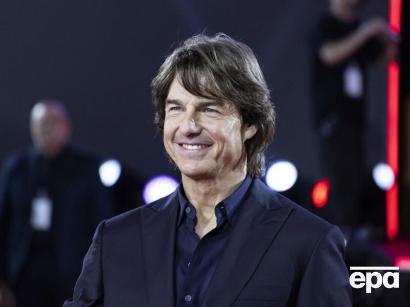 62-летний Круз активно качает грудь, чтобы произвести впечатление на 37-летнюю коллегу – СМИ