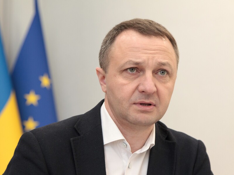 "Не место в украинской столице". Языковой омбудсмен раскритиковал репертуар Сердючки