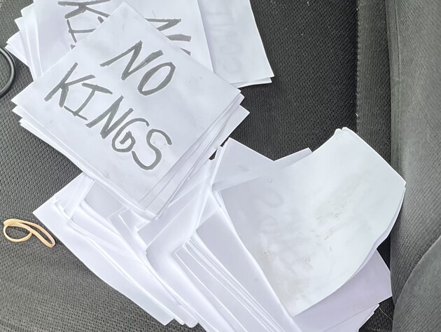 Стрілянина у США. У машині підозрюваного виявили список із 70 імен і листівки