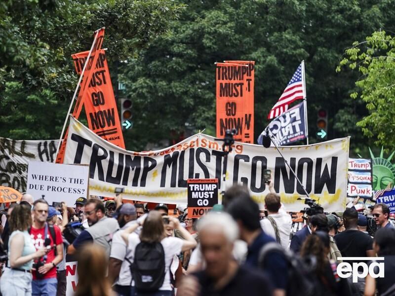 У США відбувається масштабна акція протесту проти Трампа. Фото