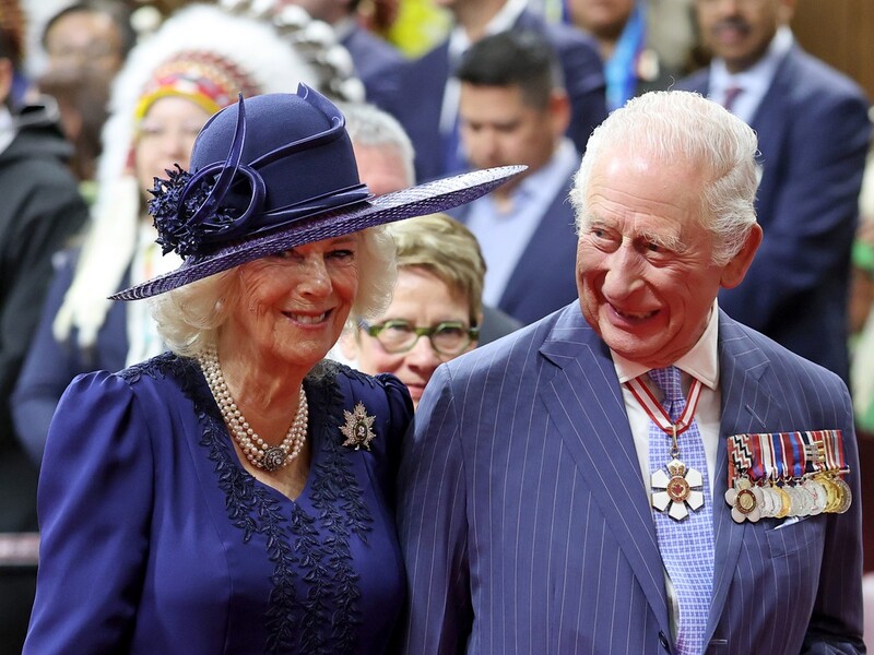 Букингемский дворец показал фото тестя Чарльза ІІІ, который был против женитьбы дочери с принцем