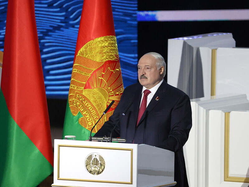 Лукашенко сказал белорусам, сколько раз в неделю им следует есть картофель