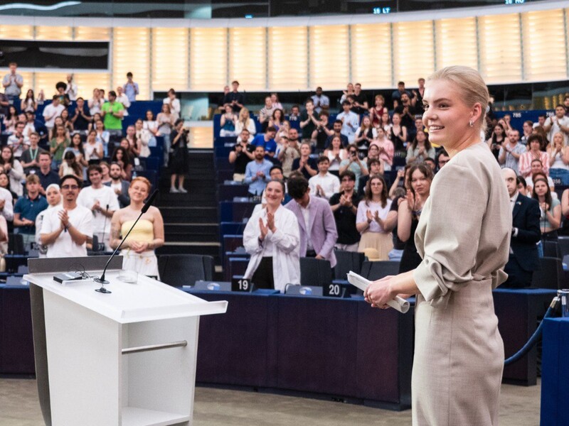 Украинская делегация покинула Европейский молодежный форум из-за выступления дочери Навального