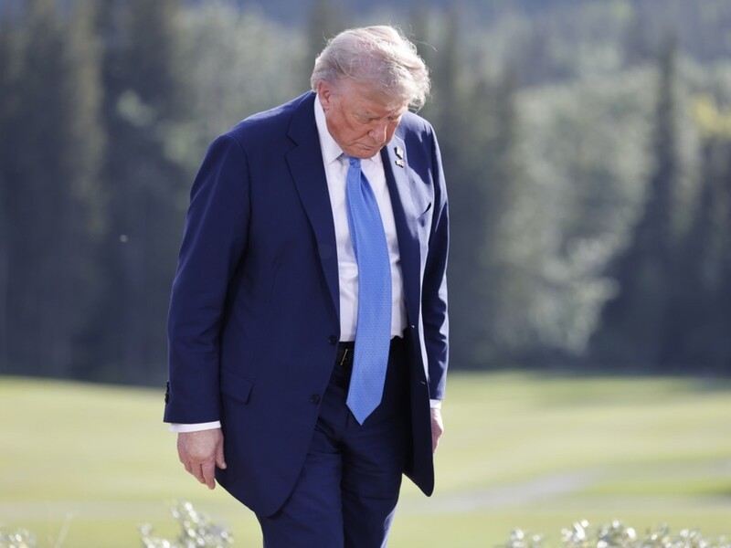 В Белом доме объяснили, почему Трамп досрочно уехал с G7