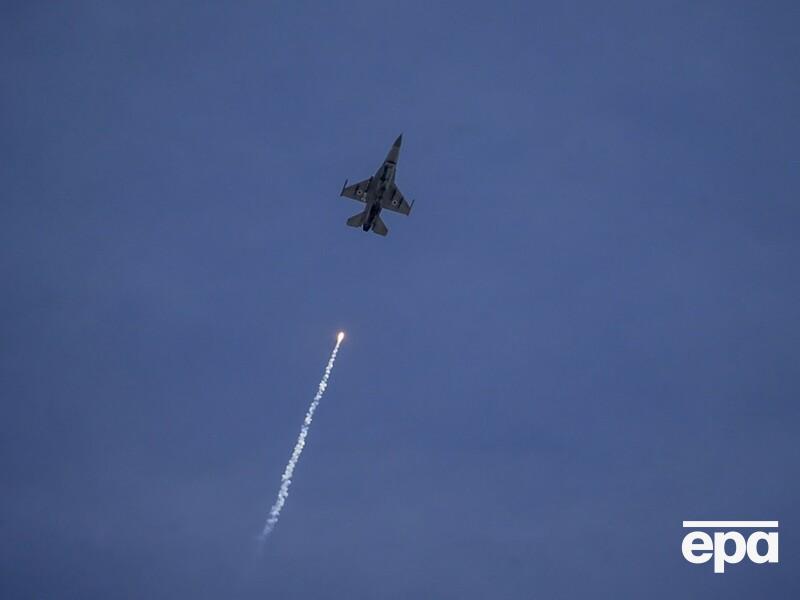 Более 50 израильских истребителей ударили по заводам по производству центрифуг и ракет возле Тегерана