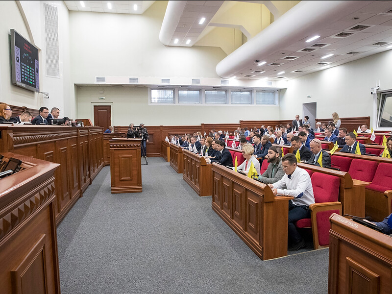 Порошенко сотрудничает с властями ради закрытия уголовных дел – "Зеркало недели"