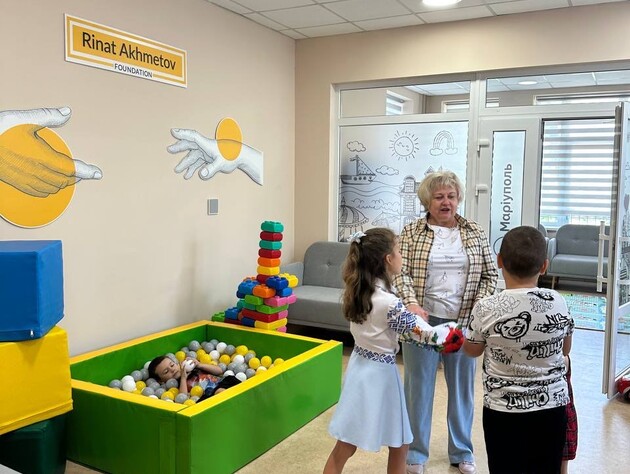 Переселенцы из Мариуполя получили социальное жилье, которое обустроил Фонд Рината Ахметова в Днепре