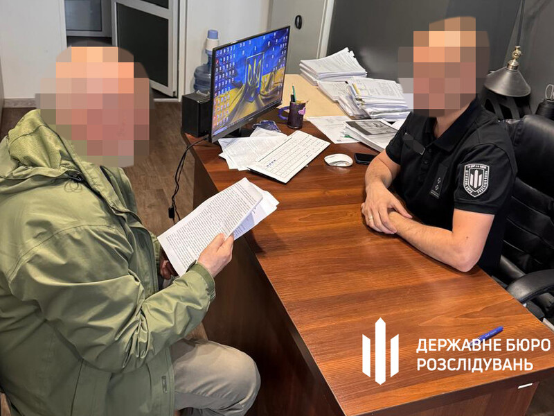 У Київській області ДБР підозрює посадовців у приховуванні самогубства військового 