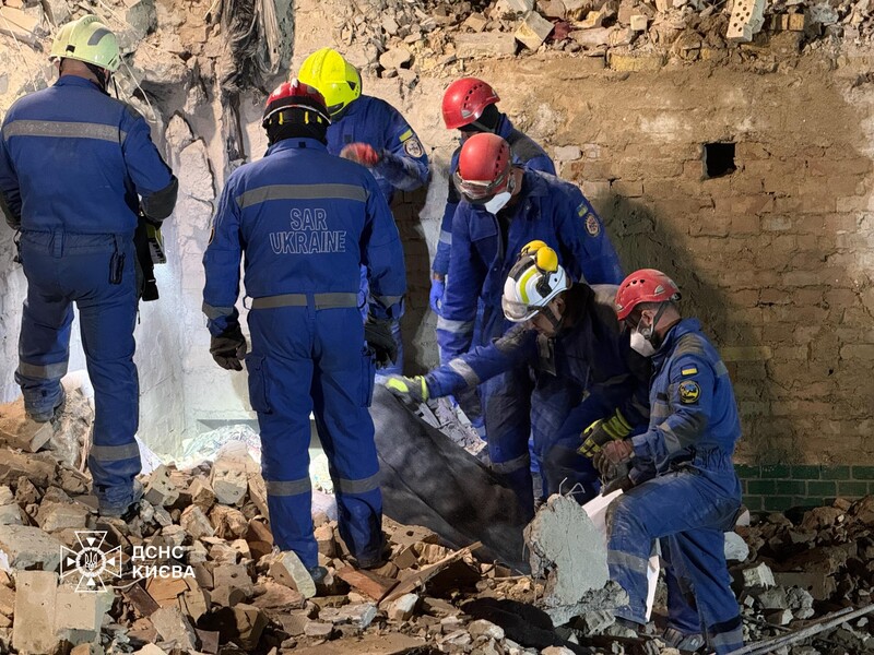 Число погибших в результате российского удара по Киеву возросло до 28