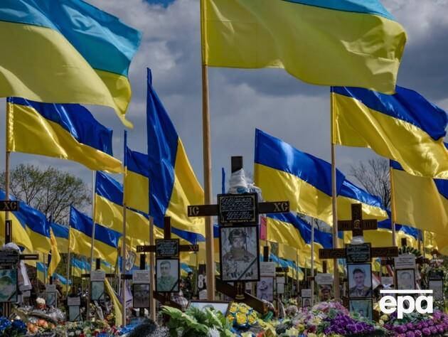 В мэрии Одессы присвоили более 2,1 млн грн с надгробий военным – СБУ