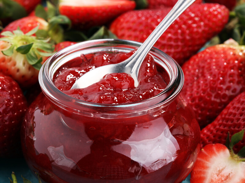 Просто добавьте это к клубнике – и невероятно вкусное варенье готово. Самый быстрый рецепт