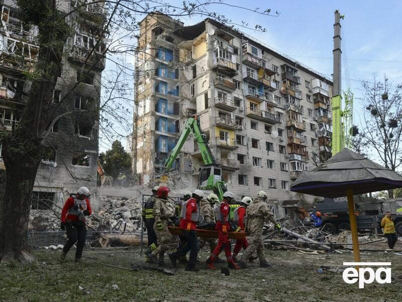 Удар по дому в Киеве, где погибли 23 человека, Путин назвал атакой на военный завод