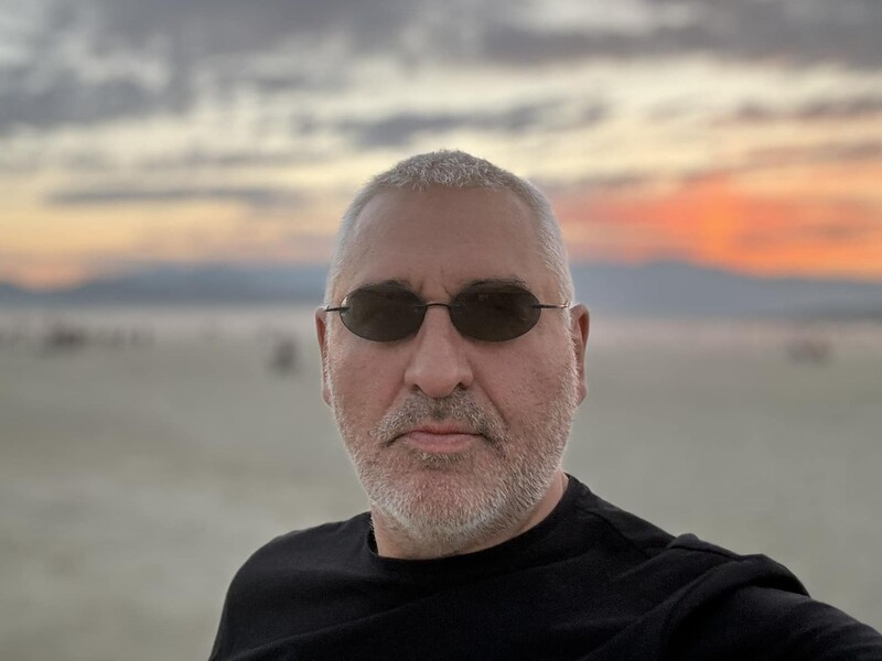 У Путина анализы крови, мочи, кала берут ежедневно. Охрана носит за ним горшок – Фейгин