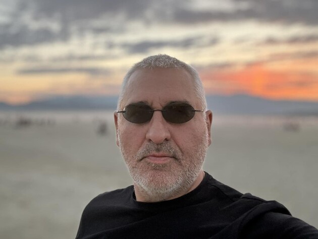 У Путина анализы крови, мочи, кала берут ежедневно. Охрана носит за ним горшок – Фейгин