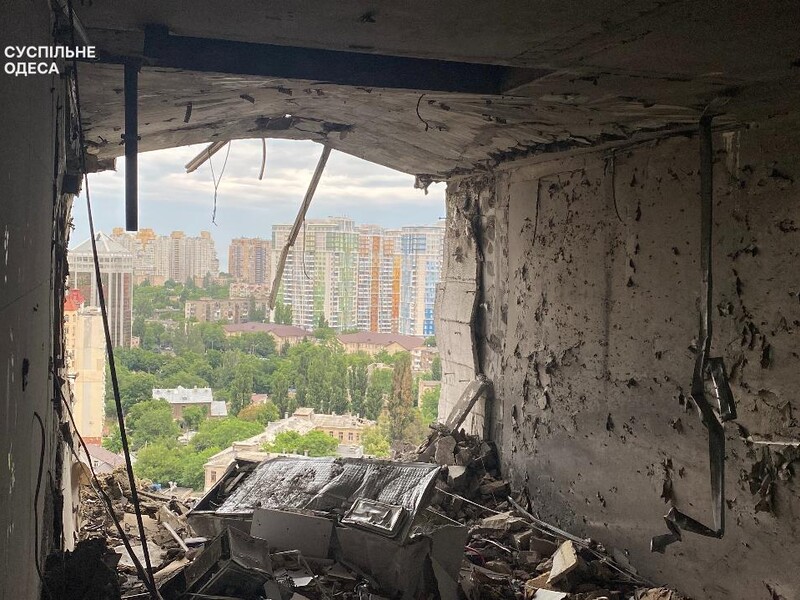 В Одессе после российского удара нашли тело погибшего, количество раненых растет