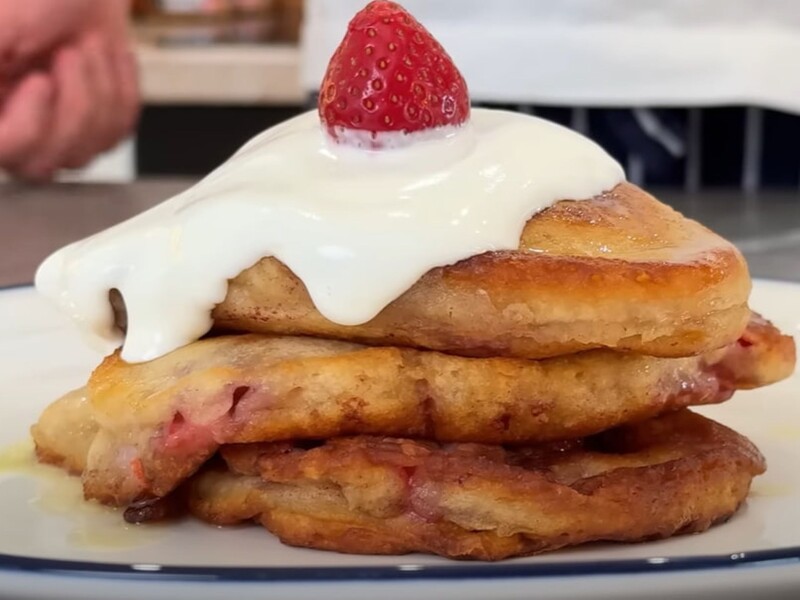 Оладки вийдуть неймовірно пишними й смачними завдяки цим трьом секретам. Рецепт
