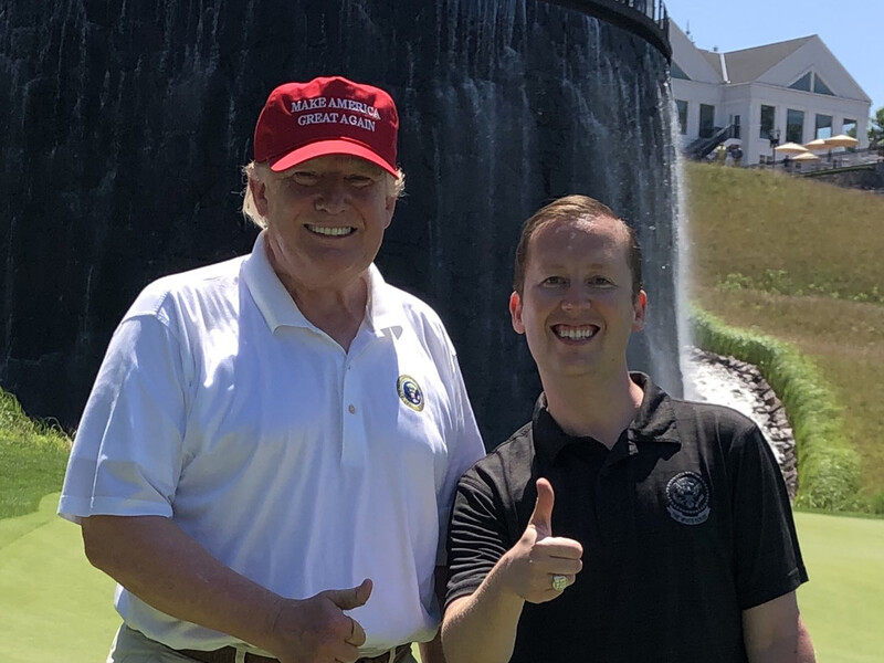 Директора Білого дому з персоналу підозрюють у приховуванні російського походження – NYP