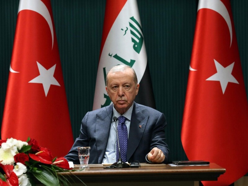 Эрдоган приказал делать больше баллистических ракет, увидев "точку невозврата" на Ближнем Востоке