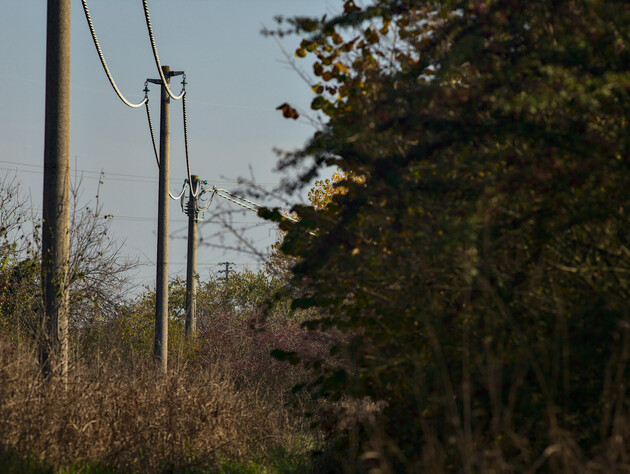 За день энергетики запитали дома почти 20 тыс. семей после обстрелов – ДТЭК