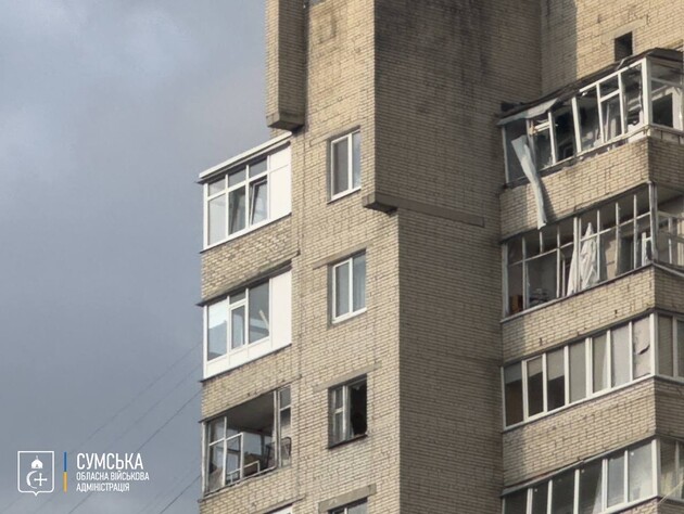 Росіяни вдарили безпілотниками по Сумах, є влучання