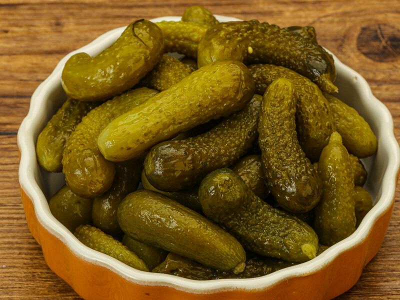 Приготовьте этот простой рассол – и малосольные огурцы быстро получатся вкусными. Проверенный рецепт