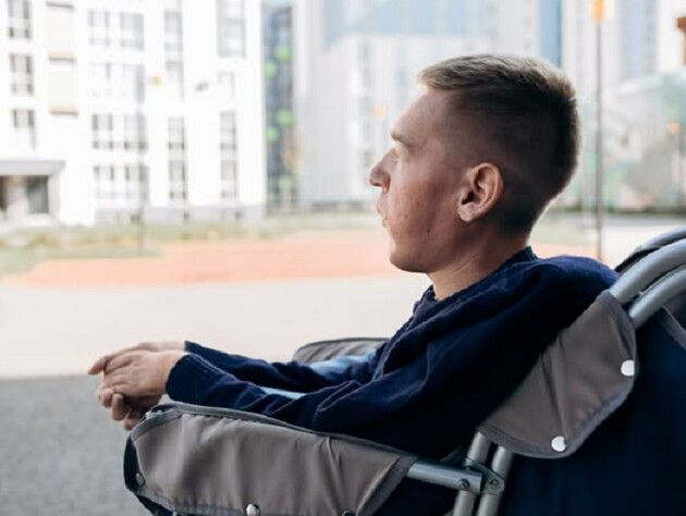 Активист, собиравший деньги на свое лечение, уехал из Украины, он стал фигурантом уголовных производств