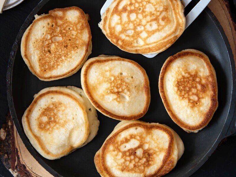 Додайте це – й оладки гарантовано вийдуть пухкими й смачними. Швидкий рецепт