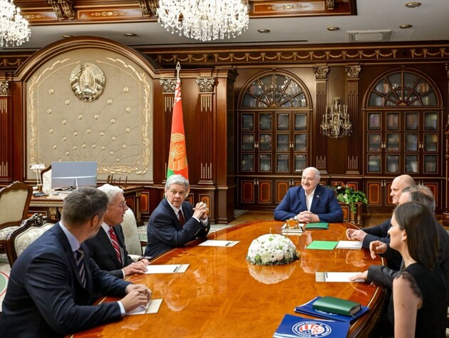 Келлог рассказал, о чем общался с Лукашенко