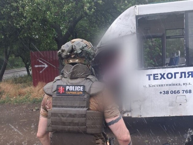 В Донецкой области россияне попали FPV-дроном в маршрутку. Водитель погиб, также есть раненый