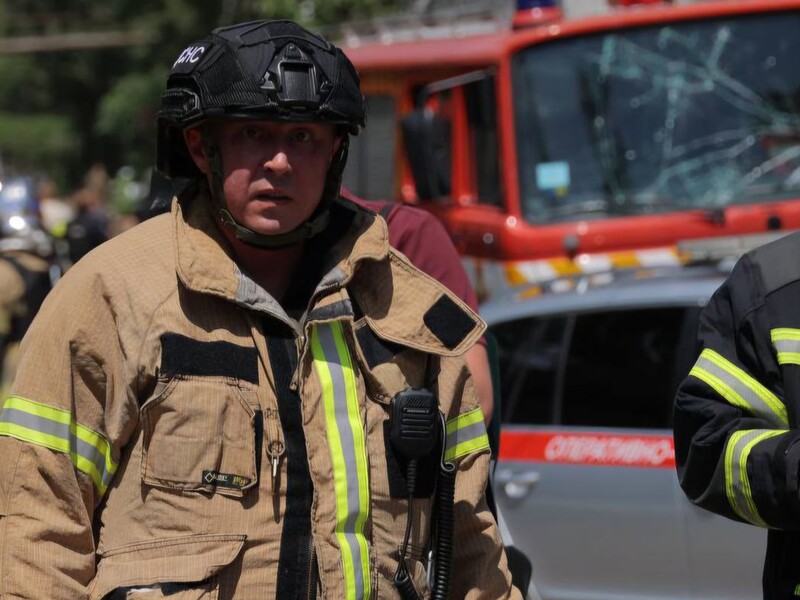 Удар РФ по Днепру. Разбиты десятки домов, есть погибший и раненые. Видео