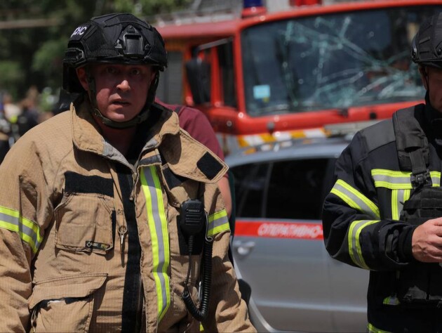 Удар РФ по Днепру. Разбиты десятки домов, есть погибший и раненые. Видео