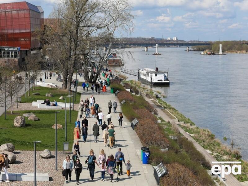 Польша переходит на четырехдневную рабочую неделю