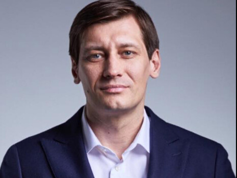 Мучительно видеть: 